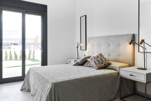 11891857-01-image-45