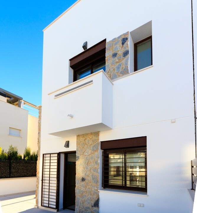 38832654-01-image-44