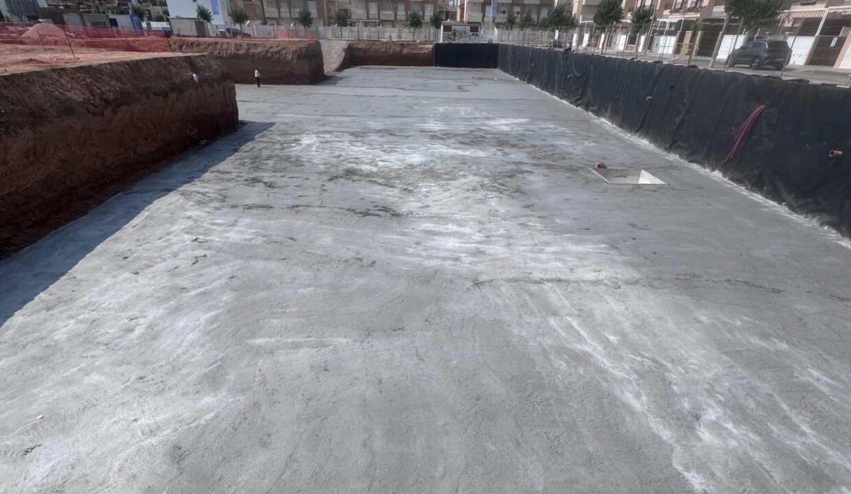 73811377-01-image-25