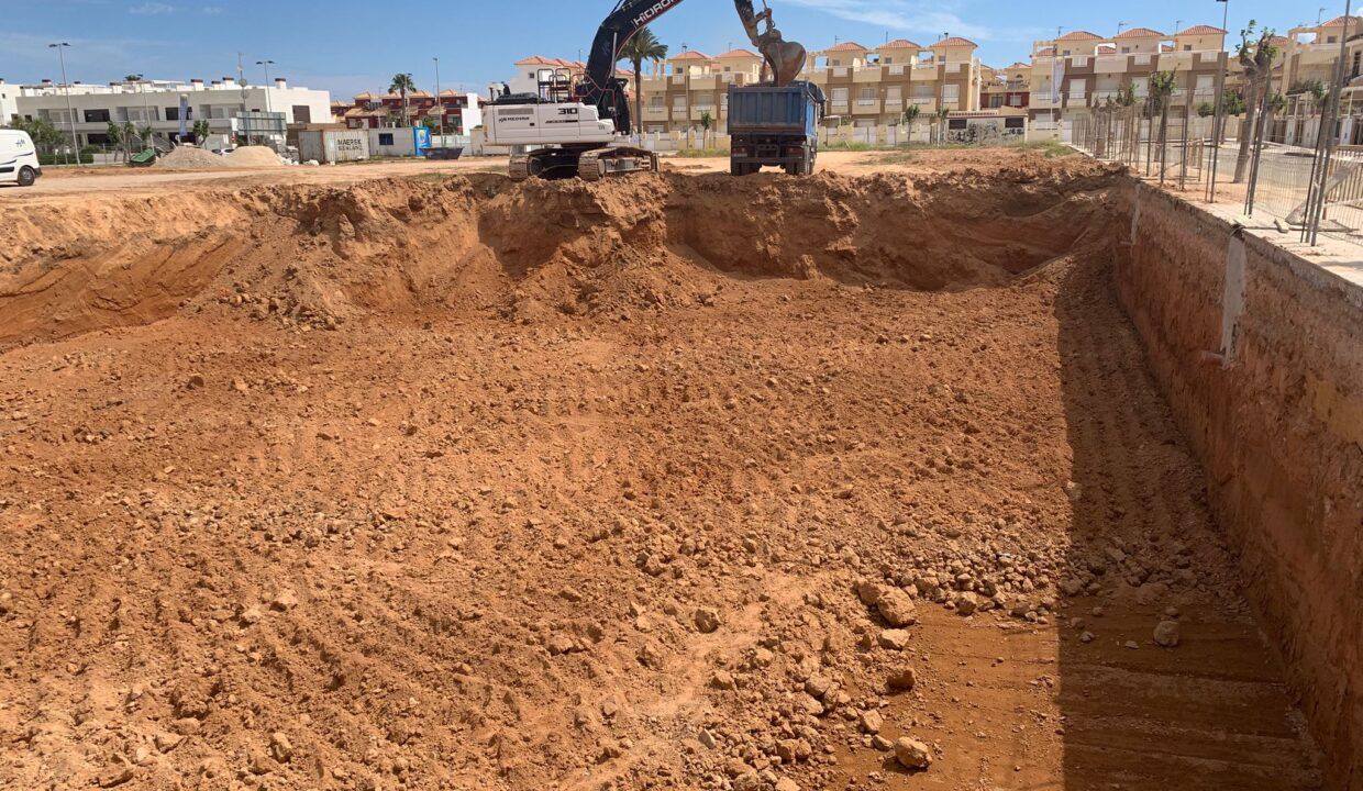 73811377-01-image-27