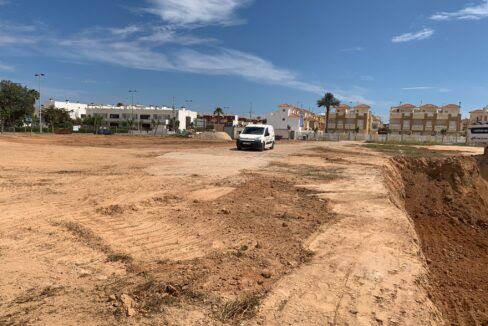 73811377-01-image-28