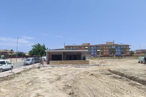 64010793-01-image-31