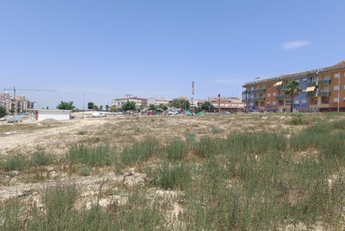 64010793-01-image-32