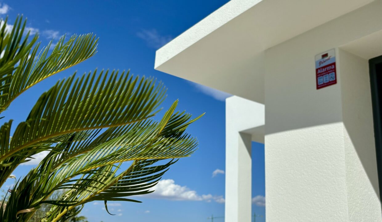 87949520-01-image-23