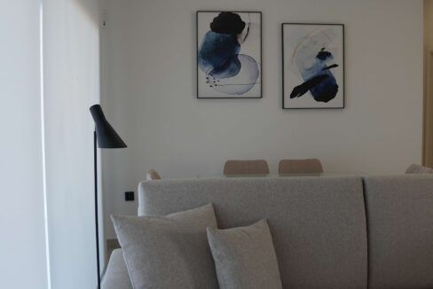 10698020-01-image-24
