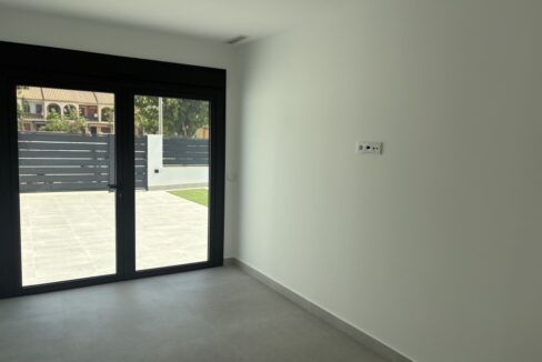 Downstairs bedroom or garage (Personalizado)